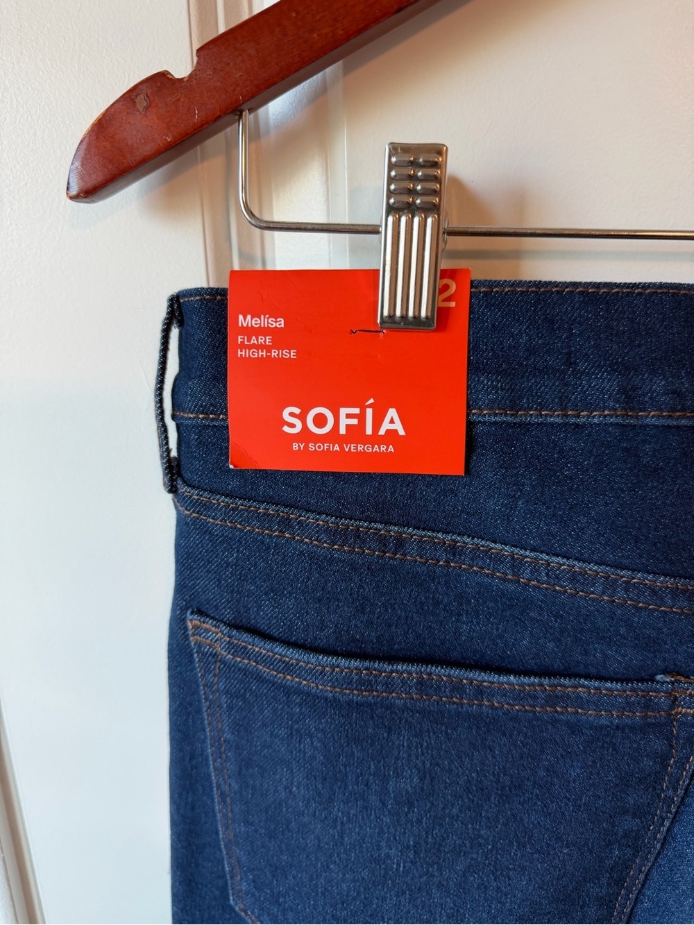 ⚡️NWT Sofia by Sofia Vergara Dark Indigo Flare High-Rise Jeans - Picture 5 of 5